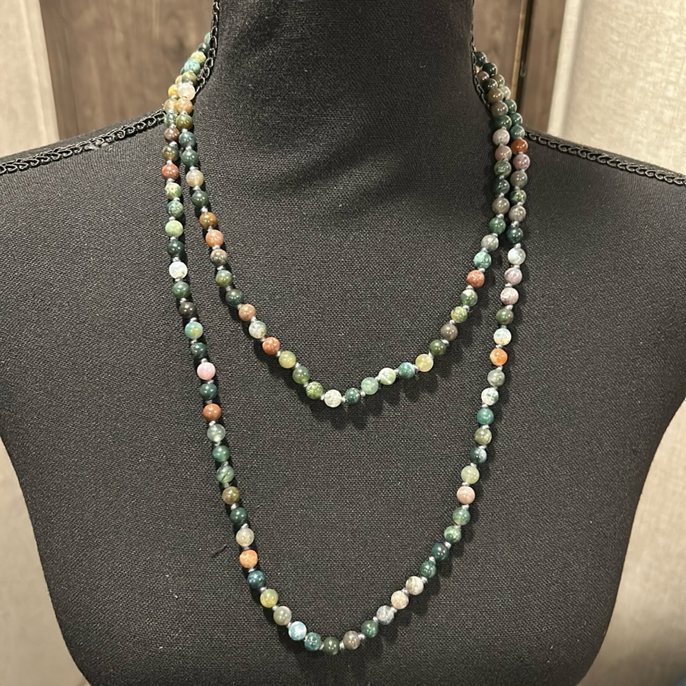 Glass beads, Necklace Jewelry.